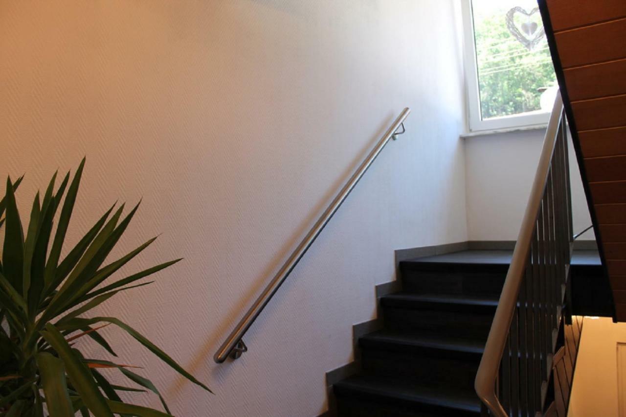 Ferienwohnung Jasmin In Schoenau Bei Heidelberg Fewo 2 เชอเนา ภายนอก รูปภาพ